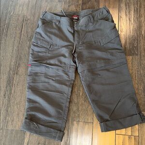 The North Face Black Convertible Cargo Pants with Zip-Off Legs size 14